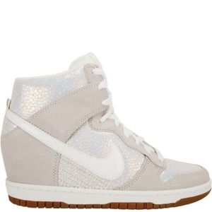 hidden heel sneakers nike